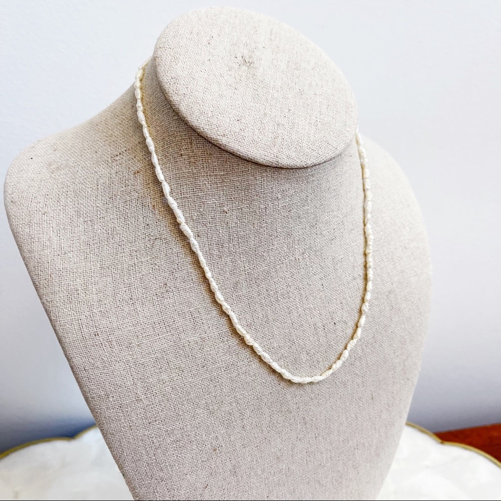 Vintage Rice Pearl Delicate Strand Necklace 925 - Picture 8 of 10